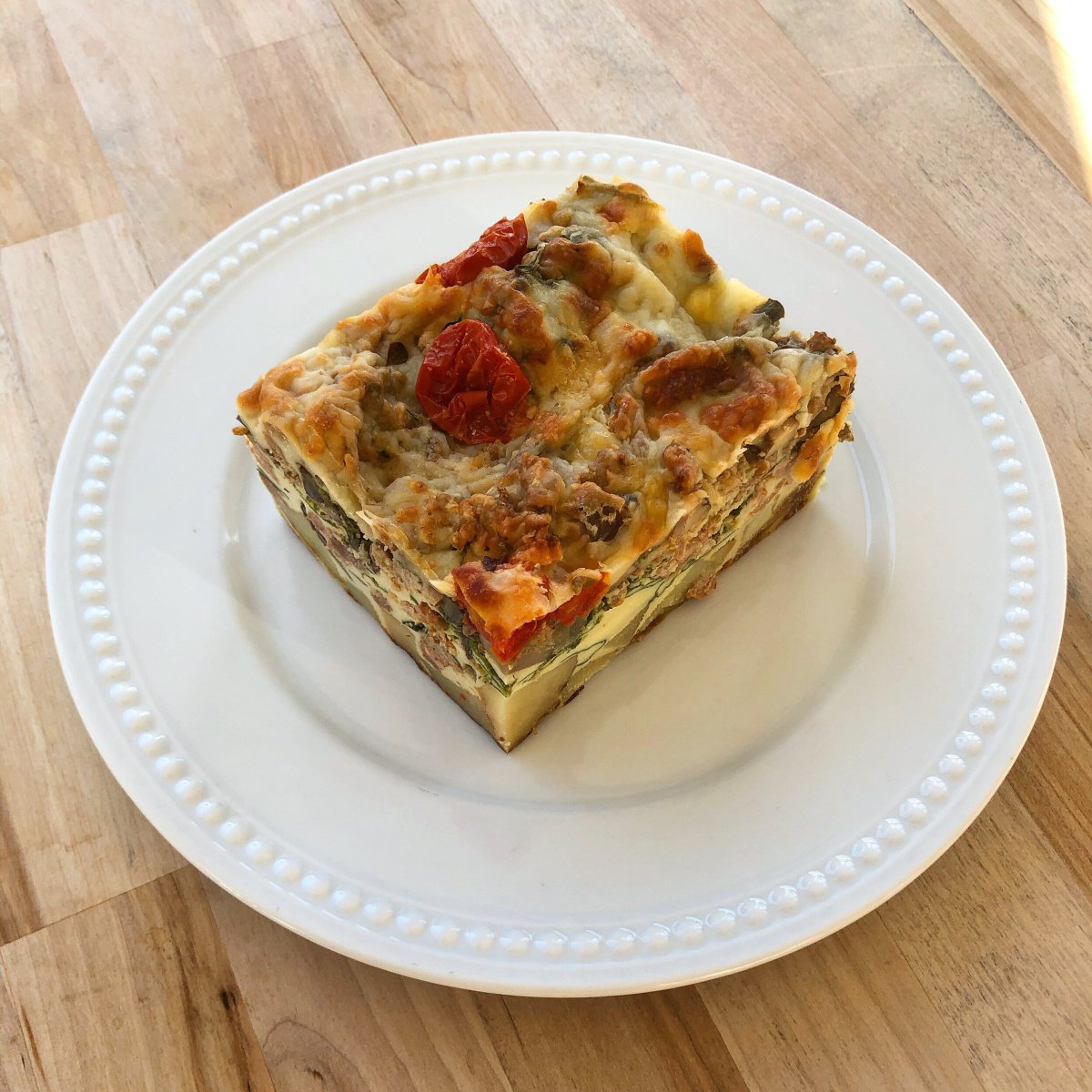 Spinach, Tomato and Cheddar Breakfast Bake